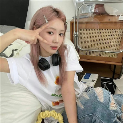 诸暨伴游女生左惜筠的资料